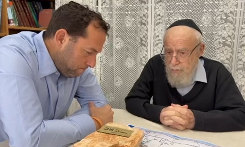 יוסי דגן לרב דב ליאור: "באתי להודיע לך שקיימנו את השבועה"