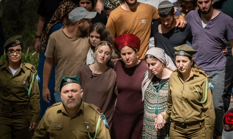 ארוסתו של מעוז רקנטי הי"ד ספדה: "יכולת להיות אבא מושלם"