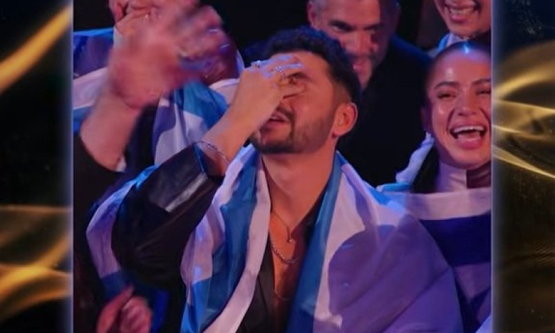 מרגש: נועם בתן אומר "שמע ישראל" בשידור חי מגמר האירוויזיון