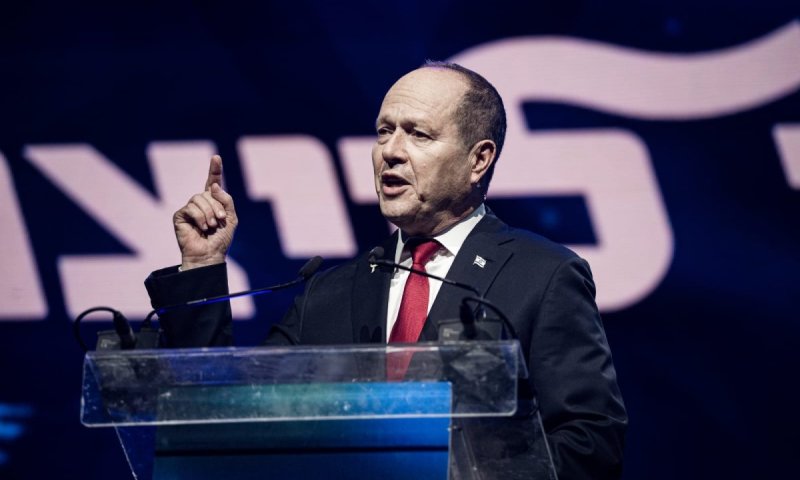 חדשות 12 בתביעת ענק נגד השר ניר ברקת: "פרסומים שקריים"