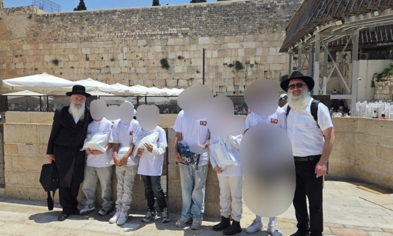 מרגש: 8 נערים שחולצו מכפרים ערביים חגגו בר מצווה בירושלים