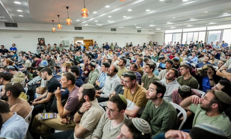אלפי תלמידי ישיבות ההסדר: כנס "אסופות" חוזר בצל המלחמה
