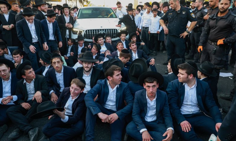 חרדים יפגינו נגד הגיוס: אלו האזורים שצפויים להיחסם