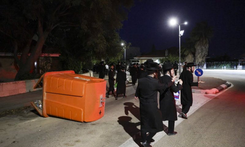 למה גפני ודרעי לא מגנים את ההתפרעות החרדית?. צפו