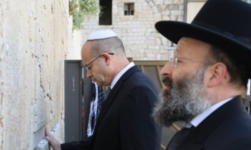 ראש המוסד רומן גופמן בביקור רשמי ראשון: "נצח ישראל לא ישקר"