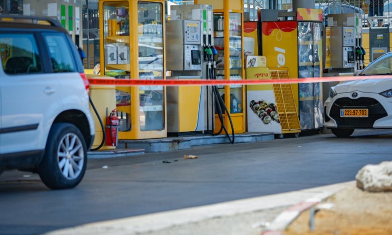 תיעוד דרמטי: רבש"צ סלעית פותח באש לעבר המחבל - ומונע אסון 